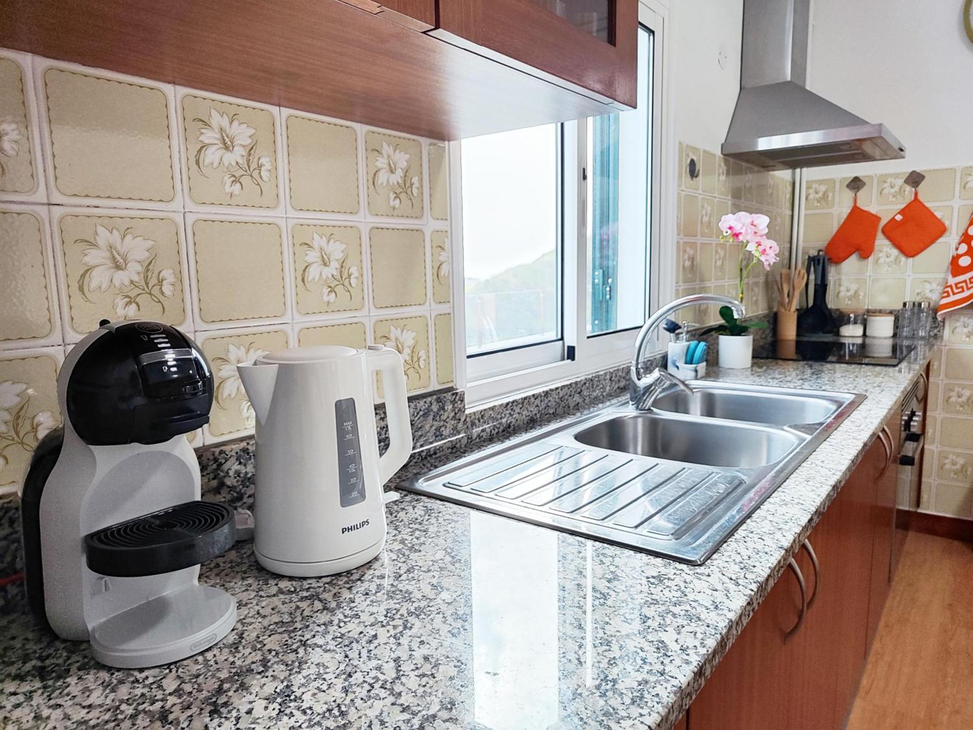 Gateone Al Airport View House Vila Machico  Exterior foto