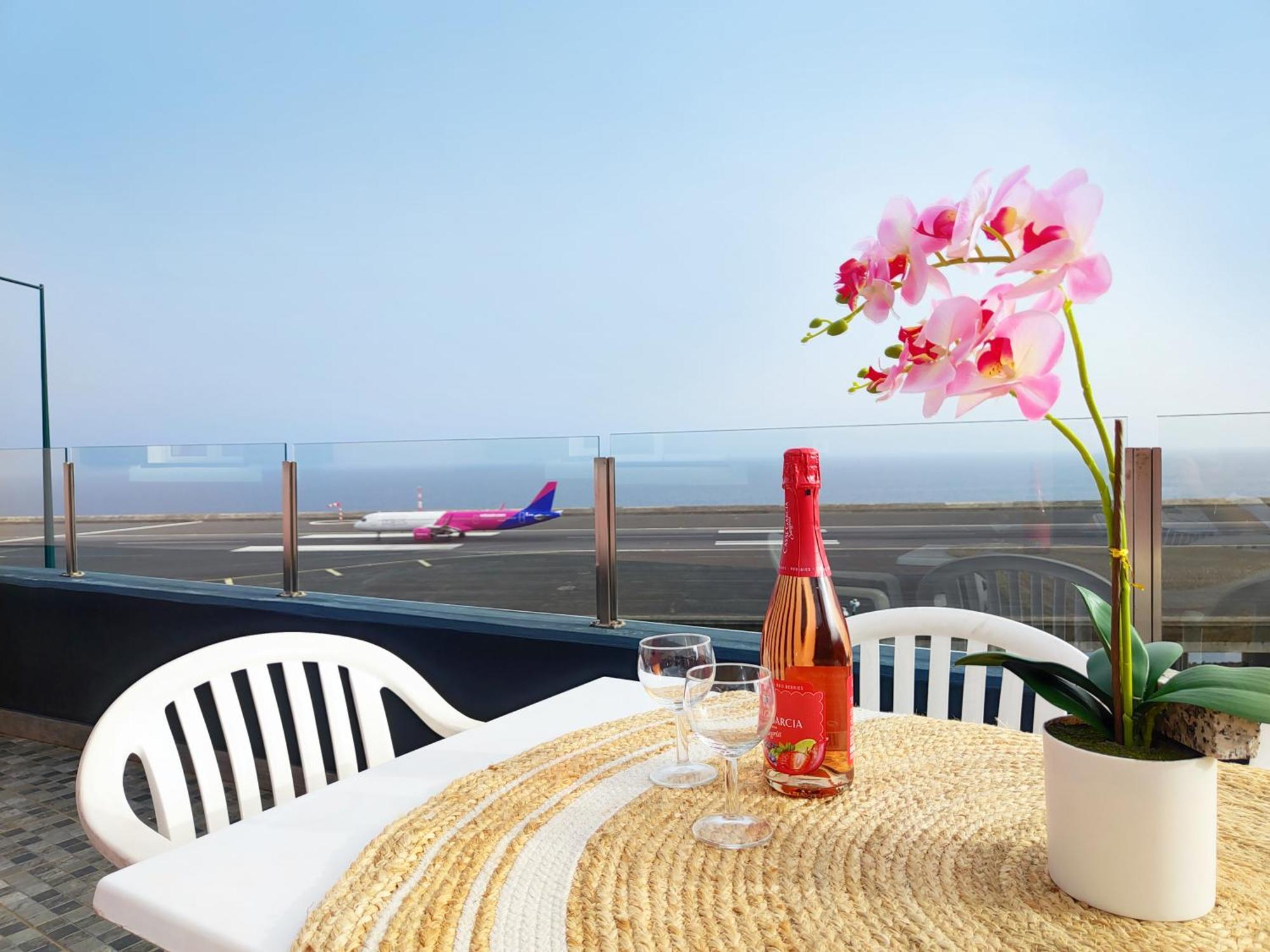 Gateone Al Airport View House Vila Machico  Exterior foto